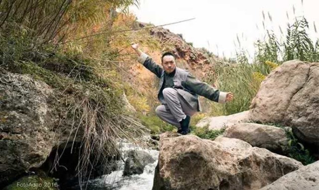 重庆崽儿痴迷武术 在西班牙打出一片天地