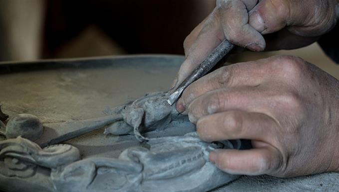 合川峡砚“守艺人”的30余载坚持