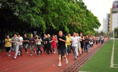 冬季来临如何健身？重庆专业教练告诉你什么健身更合适