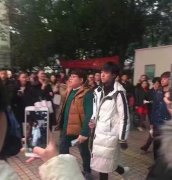 重庆艺考表演专业开考，王俊凯现身重大