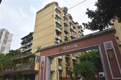 402条背街小巷306个老旧小区换新颜