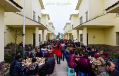 实拍重庆坝坝席, 热闹非凡年味浓