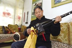 高能大爷自学15种乐器 200首歌拉唱自如