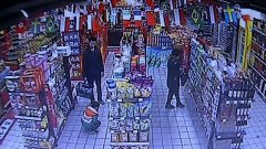 一瓶红酒换12日拘留 代价太大！