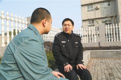 吸毒遭母亲举报 他与家人断绝往来400多天