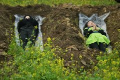 “坟墓教室”助离婚女性获得重生？婚恋专家这么说