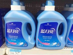 市民超市买回来洗衣液 发出刺鼻气味差点熏晕