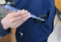 手机被扒后自动记录 重庆民警一眼认出他