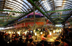 民警清晨“逛市场” 擒获扒窃嫌疑人