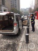 违停被贴罚单 司机却说这张罚单很“温暖”