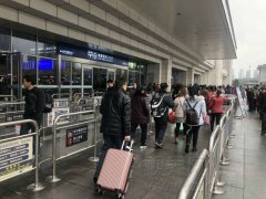 受天气影响  今天重庆火车站6趟动车停运