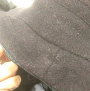 千元衣服穿两次起球严重  店员的处理方式引不满